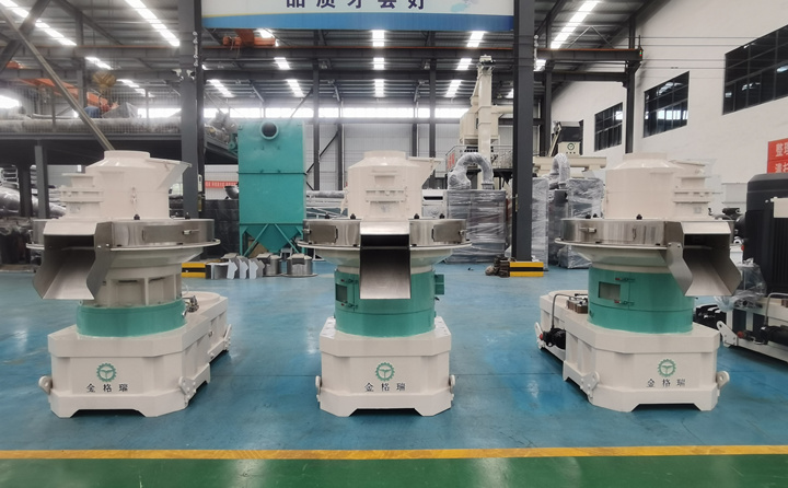 木屑顆粒機工作中會遇到各種問題，如何解決？下面為大家介紹一下，在生產(chǎn)過程中經(jīng)常遇到的問題